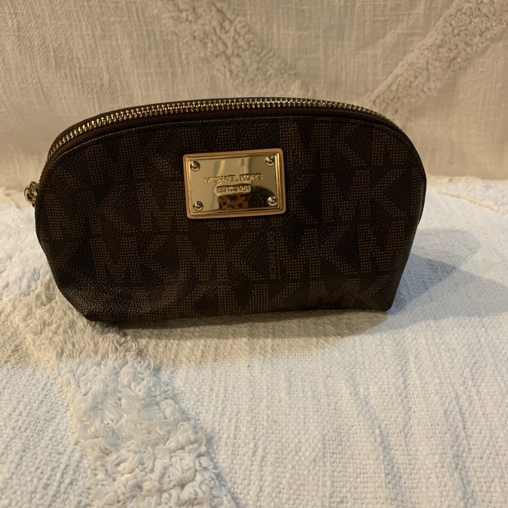 Michael Kors make up bag